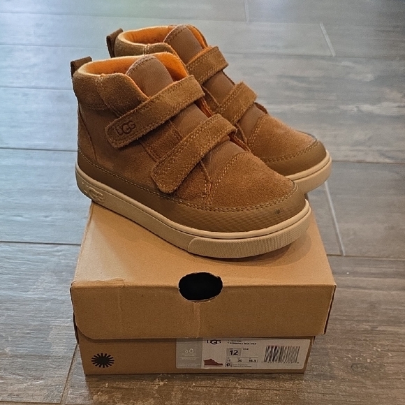 UGG Other - UGG Kids Tan Boots